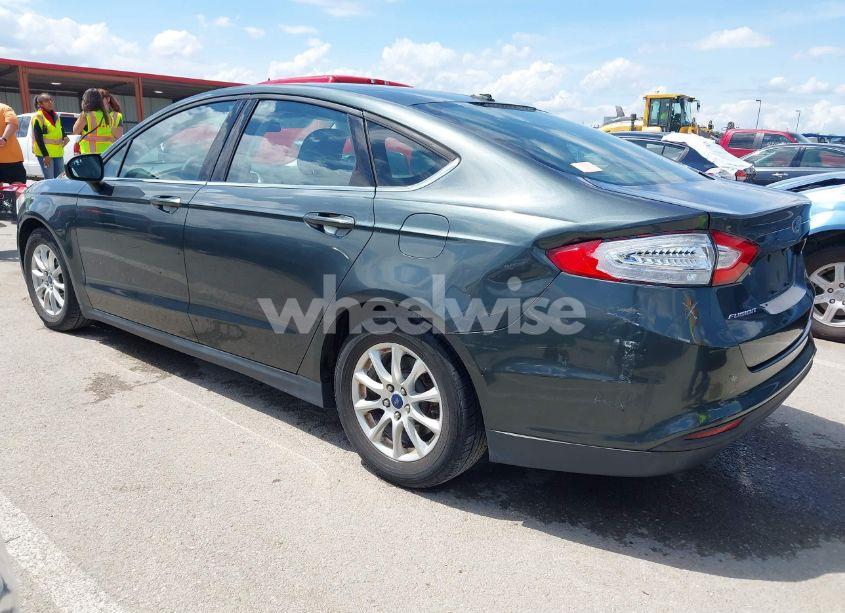 Photo 3 of 2015 Ford Fusion S (VIN 3FA6P0G79FR104574)