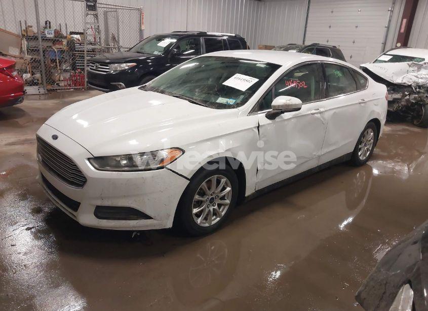 Photo 2 of 2015 Ford Fusion S (VIN 3FA6P0G79FR146114)