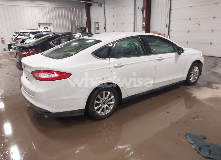 Photo 4 of 2015 Ford Fusion S (VIN 3FA6P0G79FR146114)