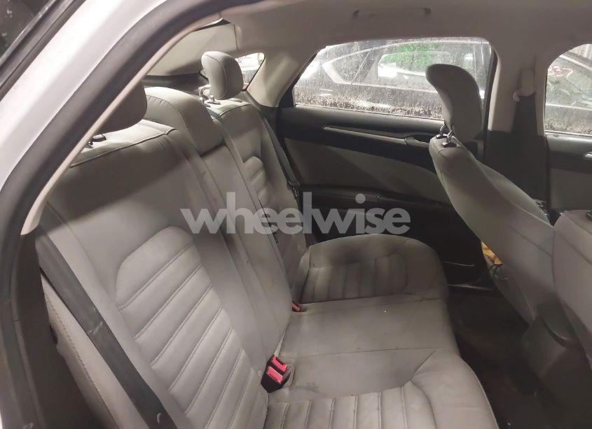 Photo 8 of 2015 Ford Fusion S (VIN 3FA6P0G79FR146114)