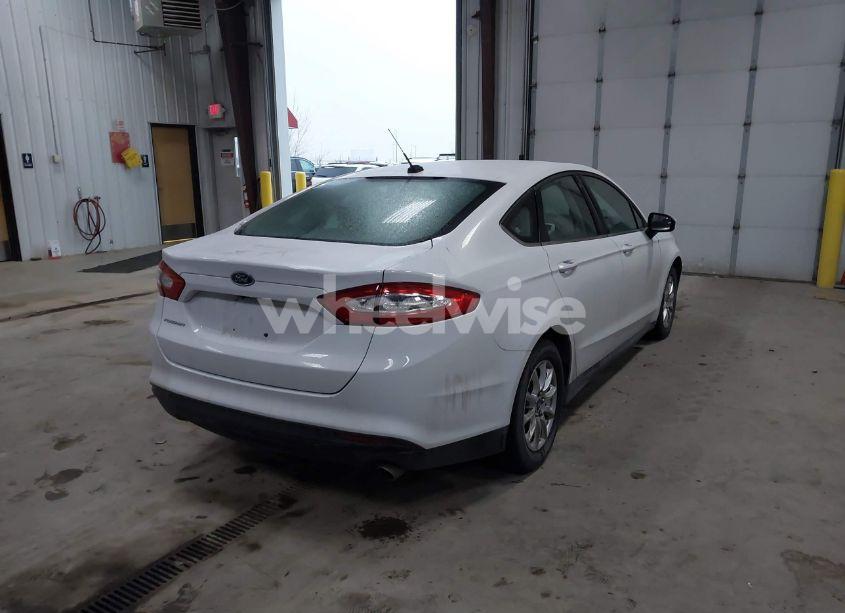 Photo 4 of 2015 Ford Fusion S (VIN 3FA6P0G79FR160787)