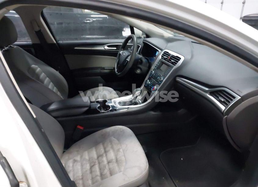 Photo 5 of 2015 Ford Fusion S (VIN 3FA6P0G79FR160787)