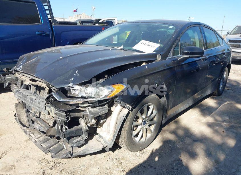 Photo 2 of 2015 Ford Fusion S (VIN 3FA6P0G79FR206599)
