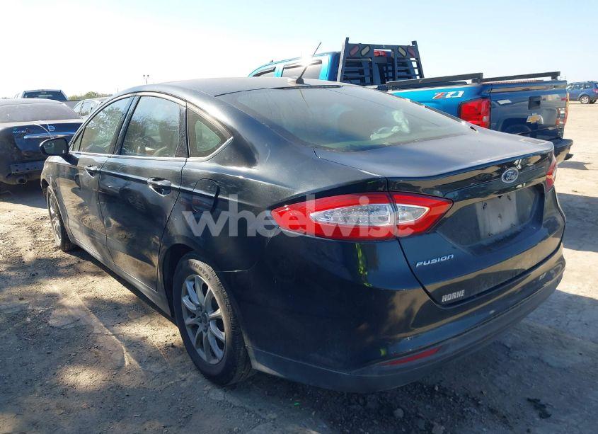 Photo 3 of 2015 Ford Fusion S (VIN 3FA6P0G79FR206599)