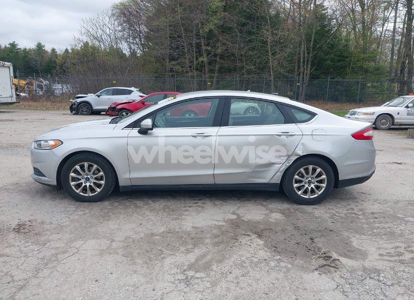 Photo 14 of 2015 Ford Fusion S (VIN 3FA6P0G79FR255432)