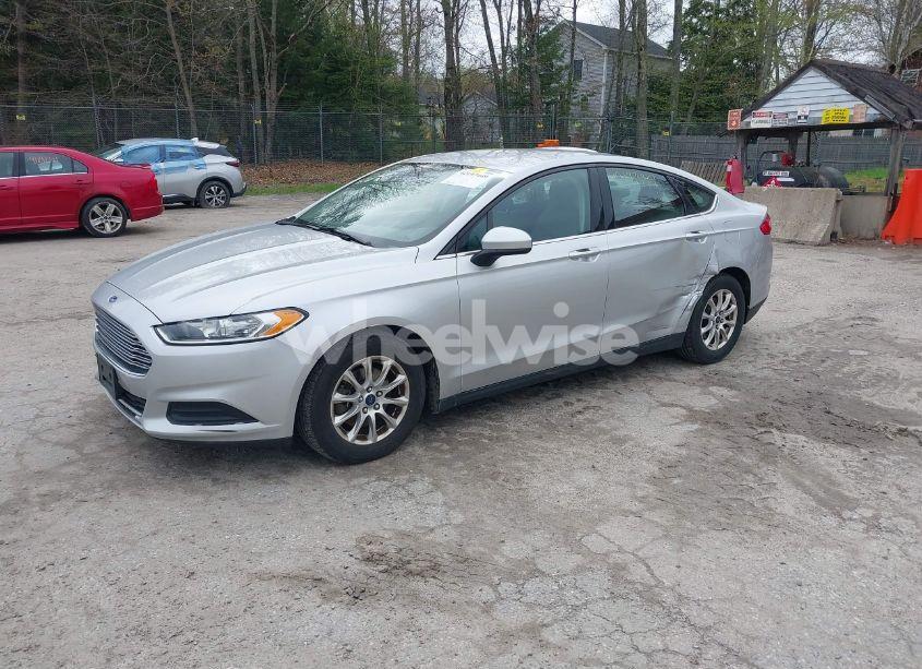 Photo 2 of 2015 Ford Fusion S (VIN 3FA6P0G79FR255432)