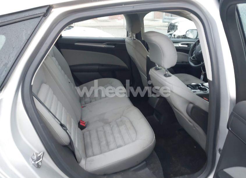 Photo 8 of 2015 Ford Fusion S (VIN 3FA6P0G79FR262395)