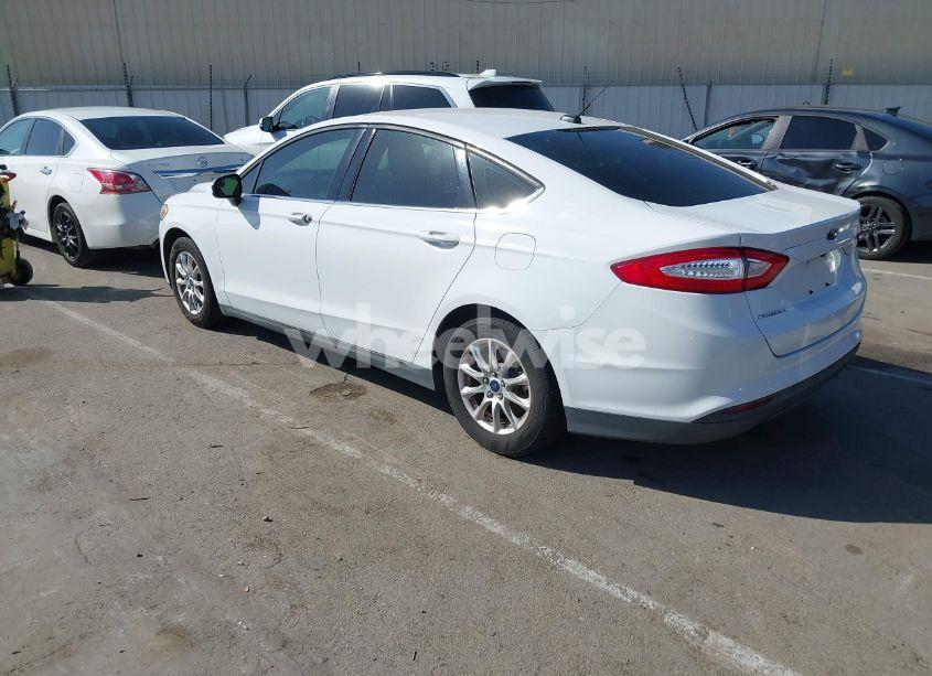 Photo 3 of 2016 Ford Fusion S (VIN 3FA6P0G79GR157809)