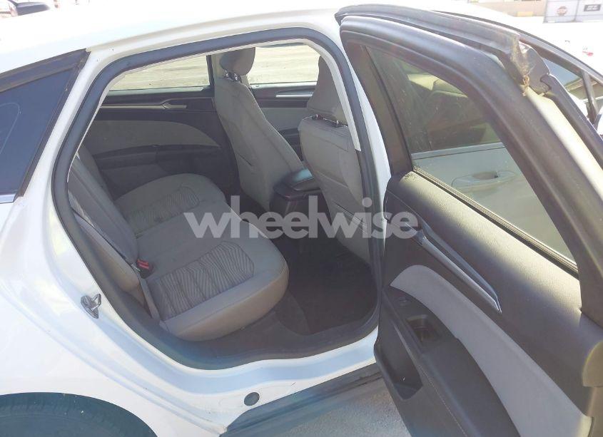 Photo 8 of 2016 Ford Fusion S (VIN 3FA6P0G79GR157809)