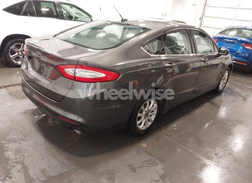 Photo 4 of 2016 Ford Fusion S (VIN 3FA6P0G79GR221363)