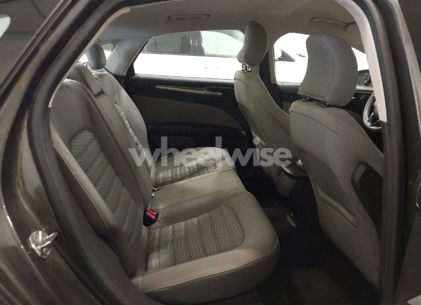 Photo 8 of 2016 Ford Fusion S (VIN 3FA6P0G79GR221363)