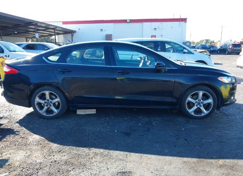 Photo 13 of 2016 Ford Fusion S (VIN 3FA6P0G79GR282468)