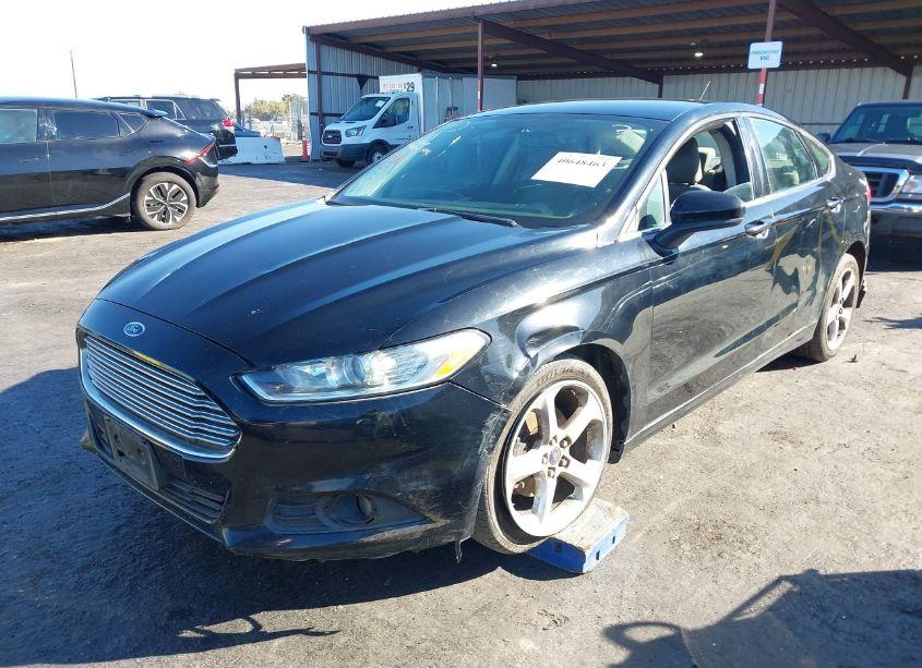Photo 2 of 2016 Ford Fusion S (VIN 3FA6P0G79GR282468)