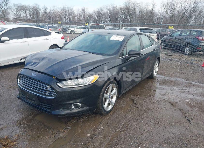 Photo 2 of 2016 Ford Fusion S (VIN 3FA6P0G79GR325044)