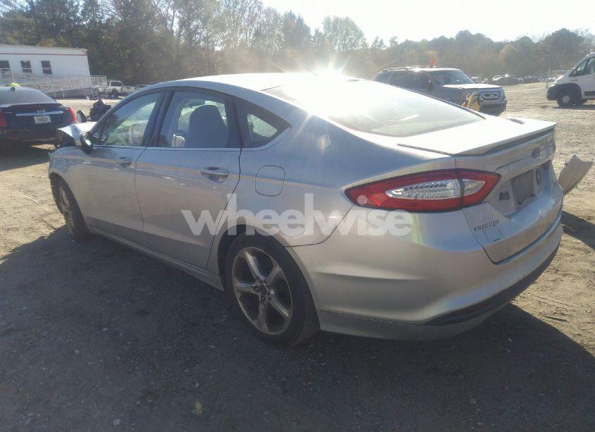 Photo 3 of 2016 Ford Fusion S (VIN 3FA6P0G79GR363941)