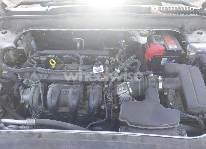 Photo 10 of 2017 Ford Fusion S (VIN 3FA6P0G79HR241999)