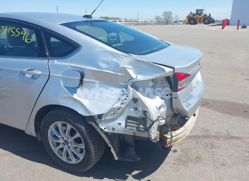 Photo 6 of 2017 Ford Fusion S (VIN 3FA6P0G79HR241999)