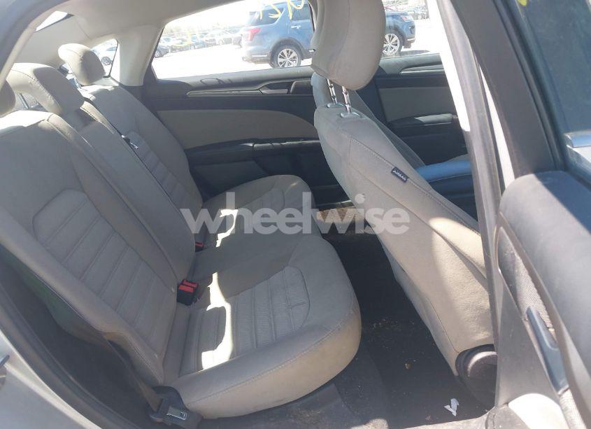 Photo 8 of 2017 Ford Fusion S (VIN 3FA6P0G79HR241999)