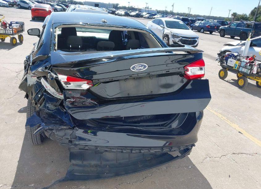 Photo 16 of 2018 Ford Fusion S (VIN 3FA6P0G79JR113557)