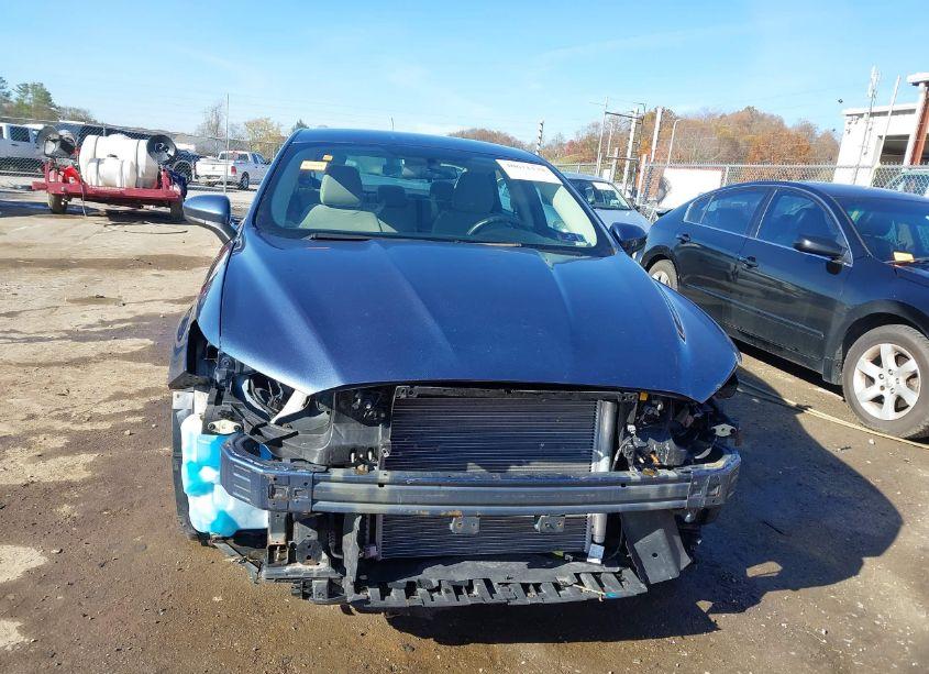 Photo 13 of 2018 Ford Fusion S (VIN 3FA6P0G79JR144517)