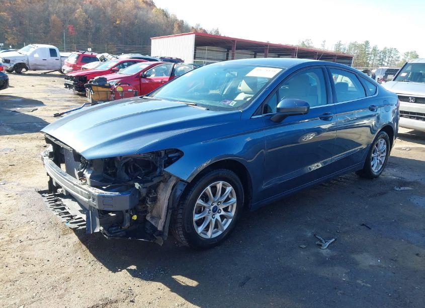 Photo 2 of 2018 Ford Fusion S (VIN 3FA6P0G79JR144517)