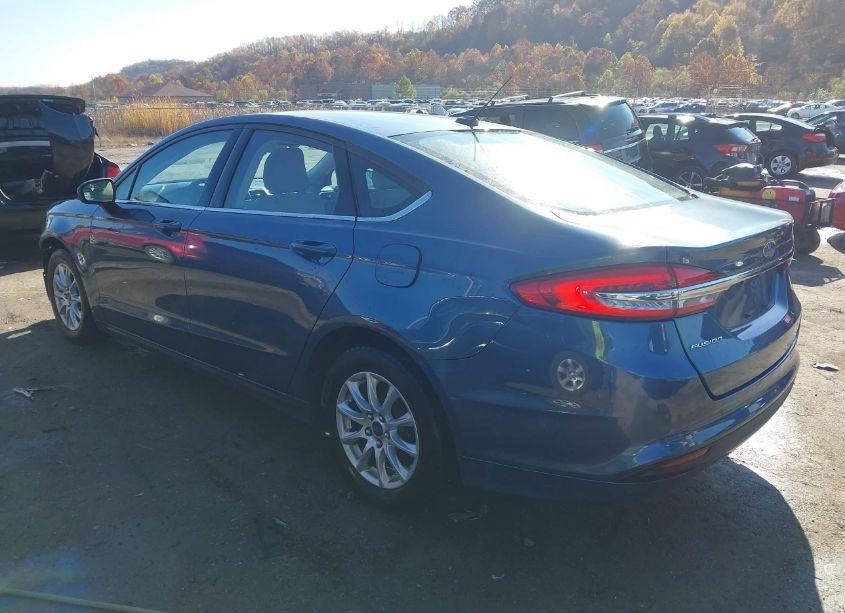 Photo 3 of 2018 Ford Fusion S (VIN 3FA6P0G79JR144517)