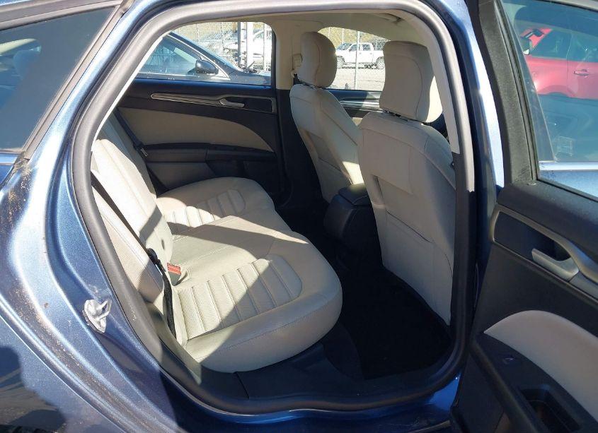 Photo 8 of 2018 Ford Fusion S (VIN 3FA6P0G79JR144517)