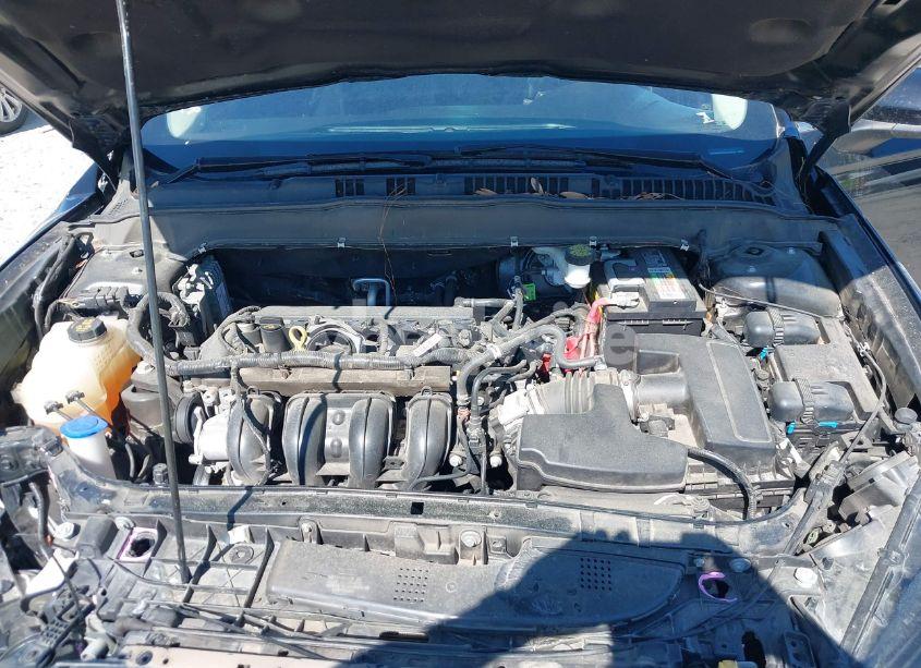 Photo 10 of 2018 Ford Fusion S (VIN 3FA6P0G79JR200276)