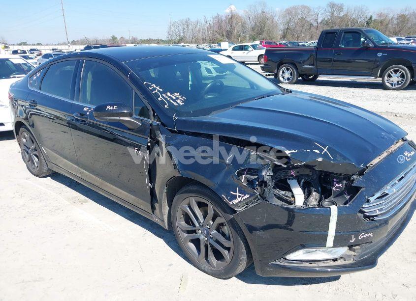 Photo 6 of 2018 Ford Fusion S (VIN 3FA6P0G79JR200276)