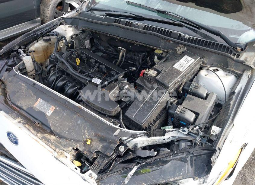 Photo 10 of 2018 Ford Fusion S (VIN 3FA6P0G79JR216817)