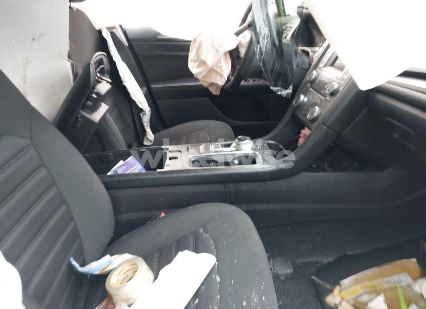 Photo 5 of 2018 Ford Fusion S (VIN 3FA6P0G79JR216817)