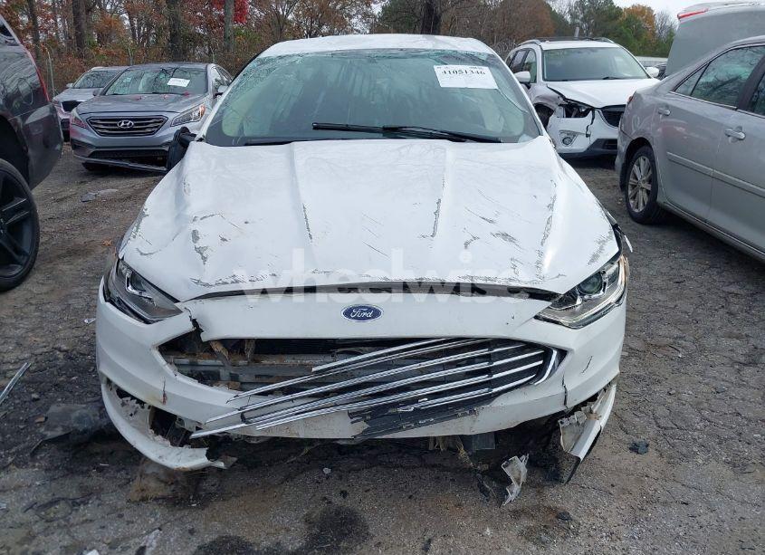 Photo 6 of 2018 Ford Fusion S (VIN 3FA6P0G79JR216817)
