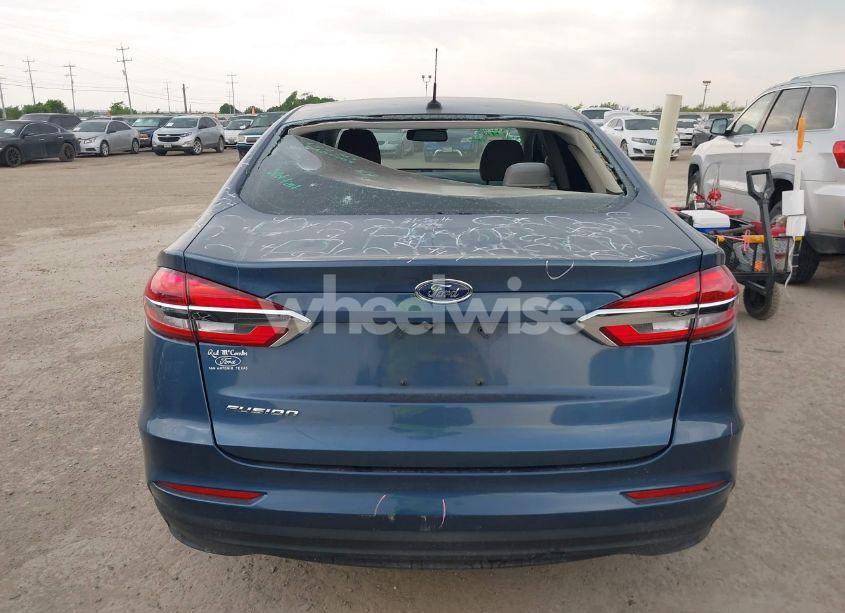 Photo 16 of 2019 Ford Fusion S (VIN 3FA6P0G79KR148004)