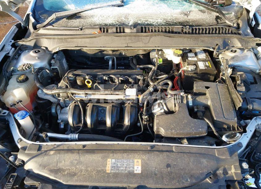 Photo 10 of 2019 Ford Fusion S (VIN 3FA6P0G79KR275402)