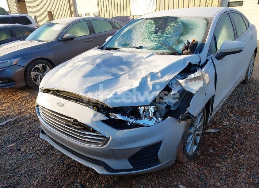 Photo 6 of 2019 Ford Fusion S (VIN 3FA6P0G79KR275402)