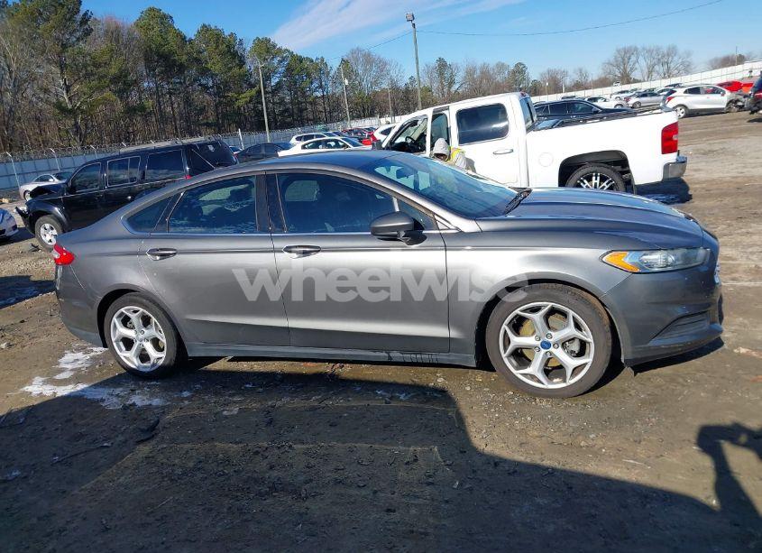 Photo 13 of 2013 Ford Fusion S (VIN 3FA6P0G7XDR110462)