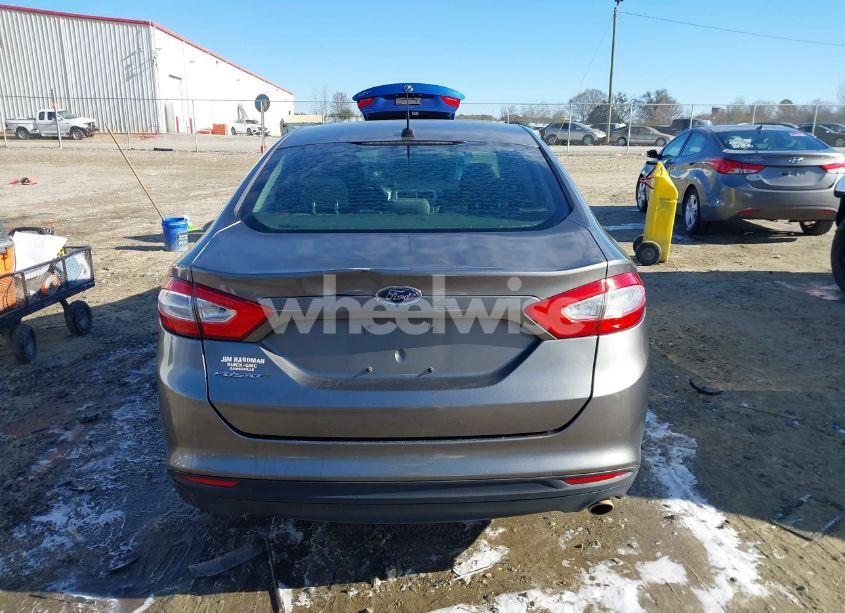 Photo 16 of 2013 Ford Fusion S (VIN 3FA6P0G7XDR110462)