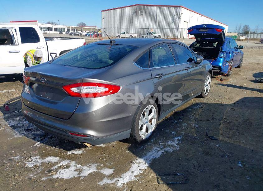Photo 4 of 2013 Ford Fusion S (VIN 3FA6P0G7XDR110462)