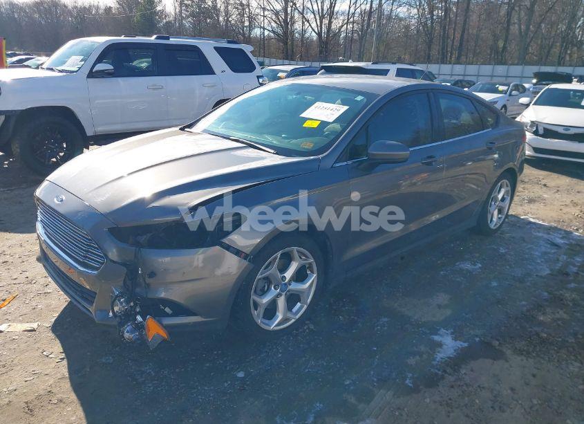 Photo 6 of 2013 Ford Fusion S (VIN 3FA6P0G7XDR110462)