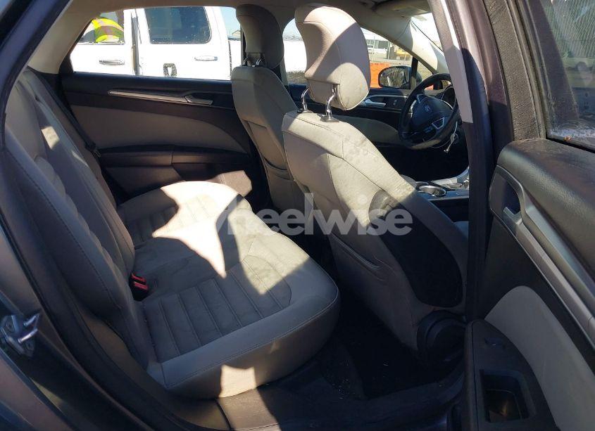 Photo 8 of 2013 Ford Fusion S (VIN 3FA6P0G7XDR110462)