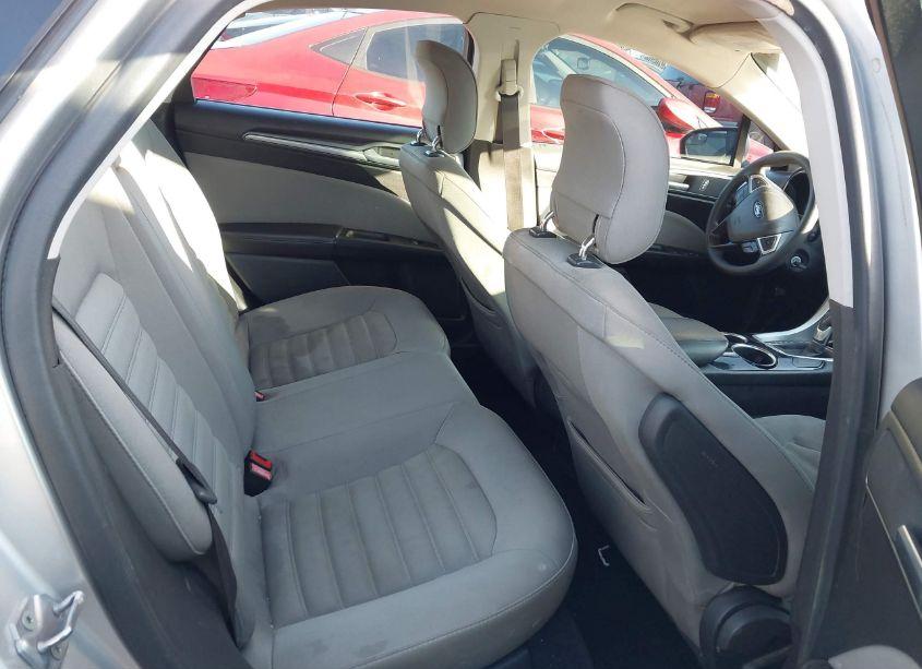 Photo 8 of 2013 Ford Fusion S (VIN 3FA6P0G7XDR181886)