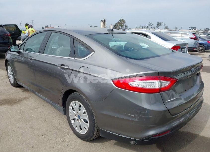 Photo 3 of 2013 Ford Fusion S (VIN 3FA6P0G7XDR273712)