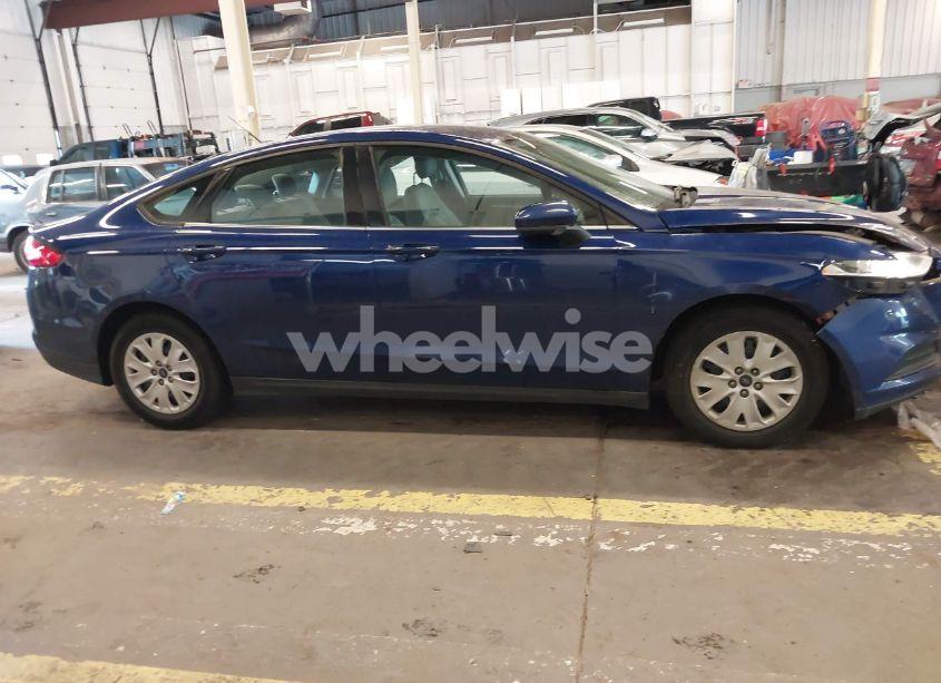 Photo 13 of 2013 Ford Fusion S (VIN 3FA6P0G7XDR280109)