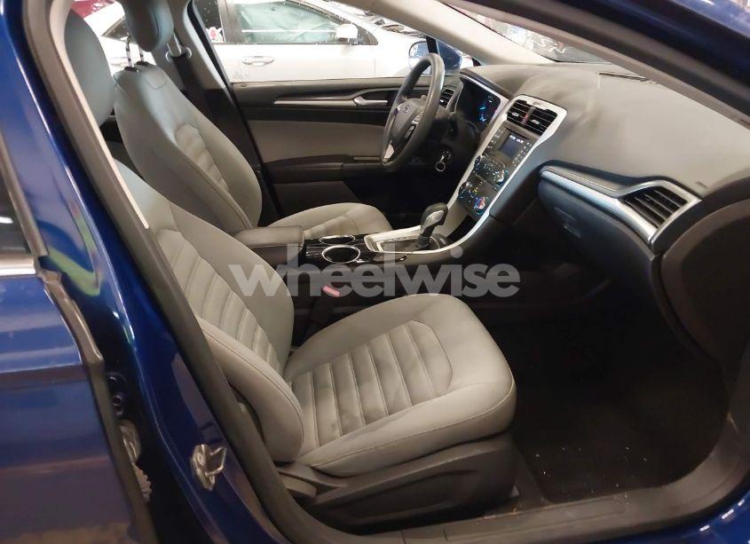 Photo 5 of 2013 Ford Fusion S (VIN 3FA6P0G7XDR280109)