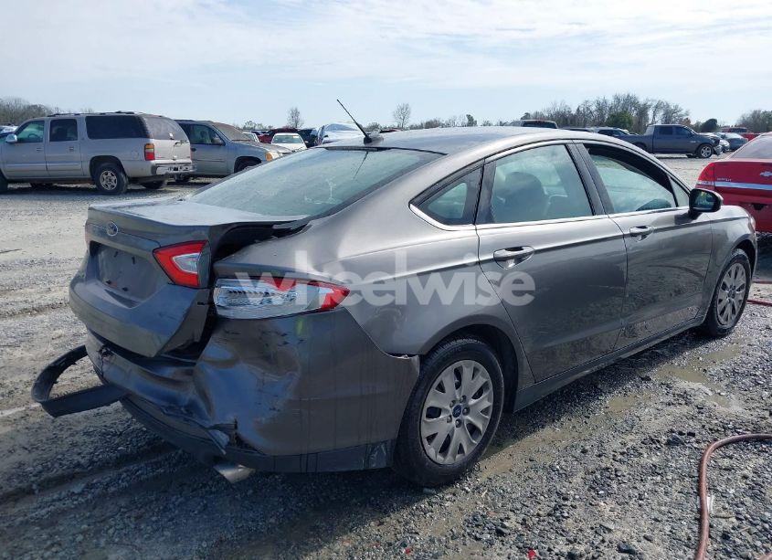 Photo 6 of 2013 Ford Fusion S (VIN 3FA6P0G7XDR324030)