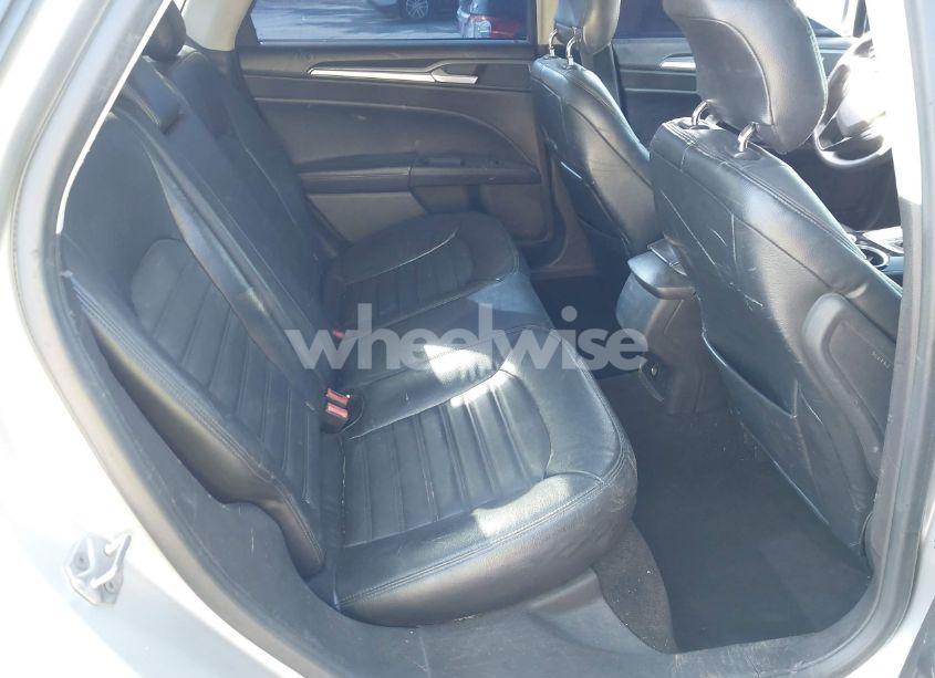 Photo 8 of 2014 Ford Fusion S (VIN 3FA6P0G7XER124010)