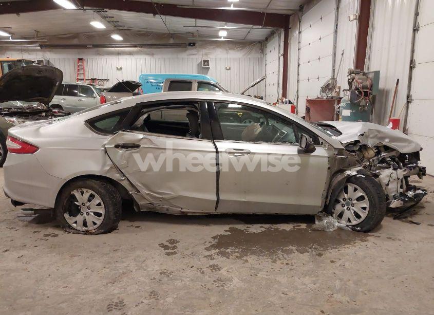 Photo 13 of 2014 Ford Fusion S (VIN 3FA6P0G7XER168525)