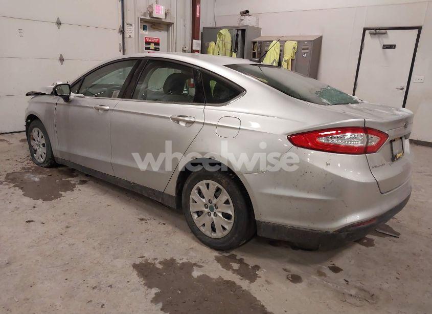 Photo 3 of 2014 Ford Fusion S (VIN 3FA6P0G7XER168525)