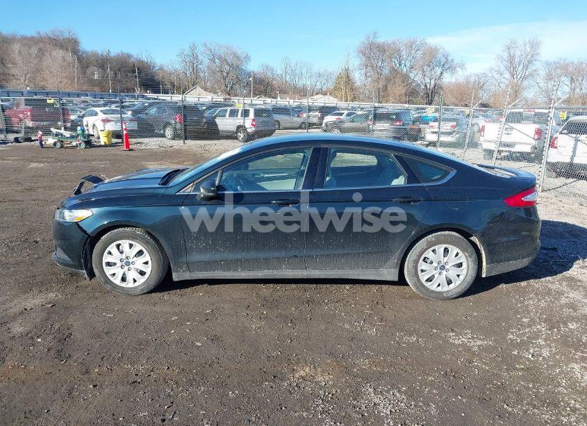 Photo 14 of 2014 Ford Fusion S (VIN 3FA6P0G7XER364108)