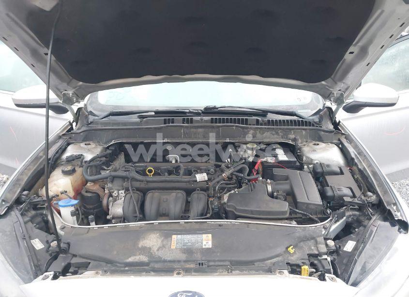 Photo 10 of 2015 Ford Fusion S (VIN 3FA6P0G7XFR176691)